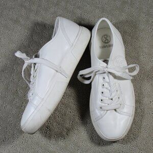 Sam & Libby Women's 9 White Sneakers